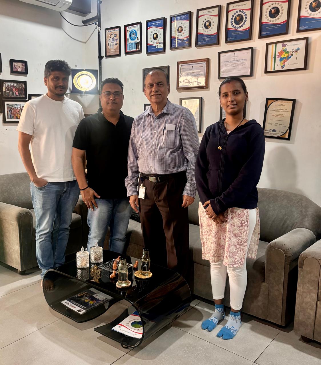 Manish CP & SI Vapi with mkt and Namita on 09.01.2026 (2)