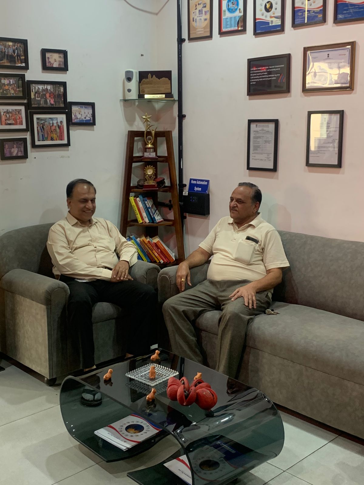 Manish Tanna  with Mahesh Mistry on 20.01.2023  from Viral Products. Associated since 1990
