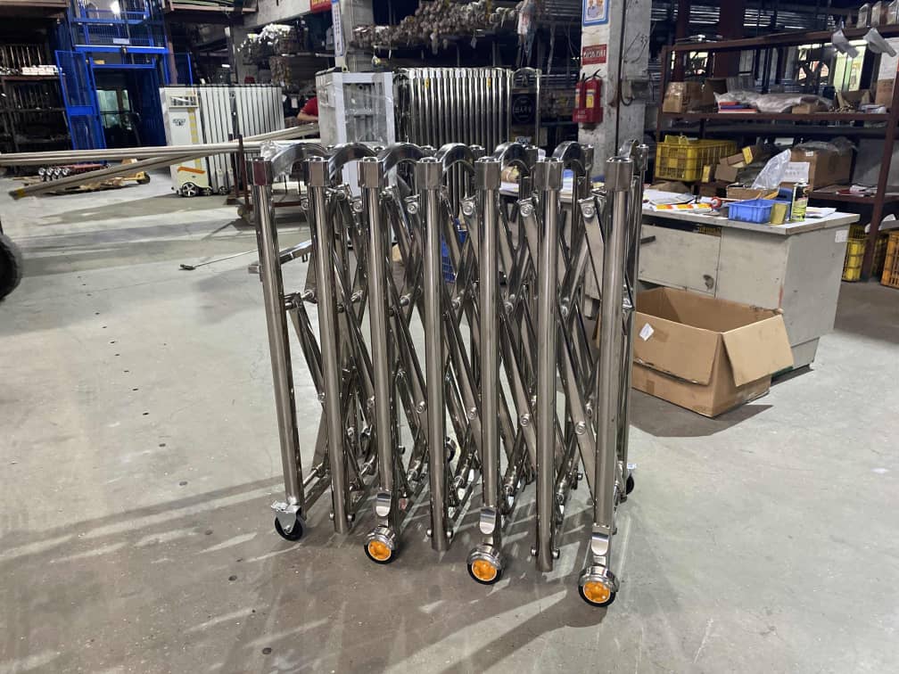 Retractable Gate 1.2 Meter Height SS 304