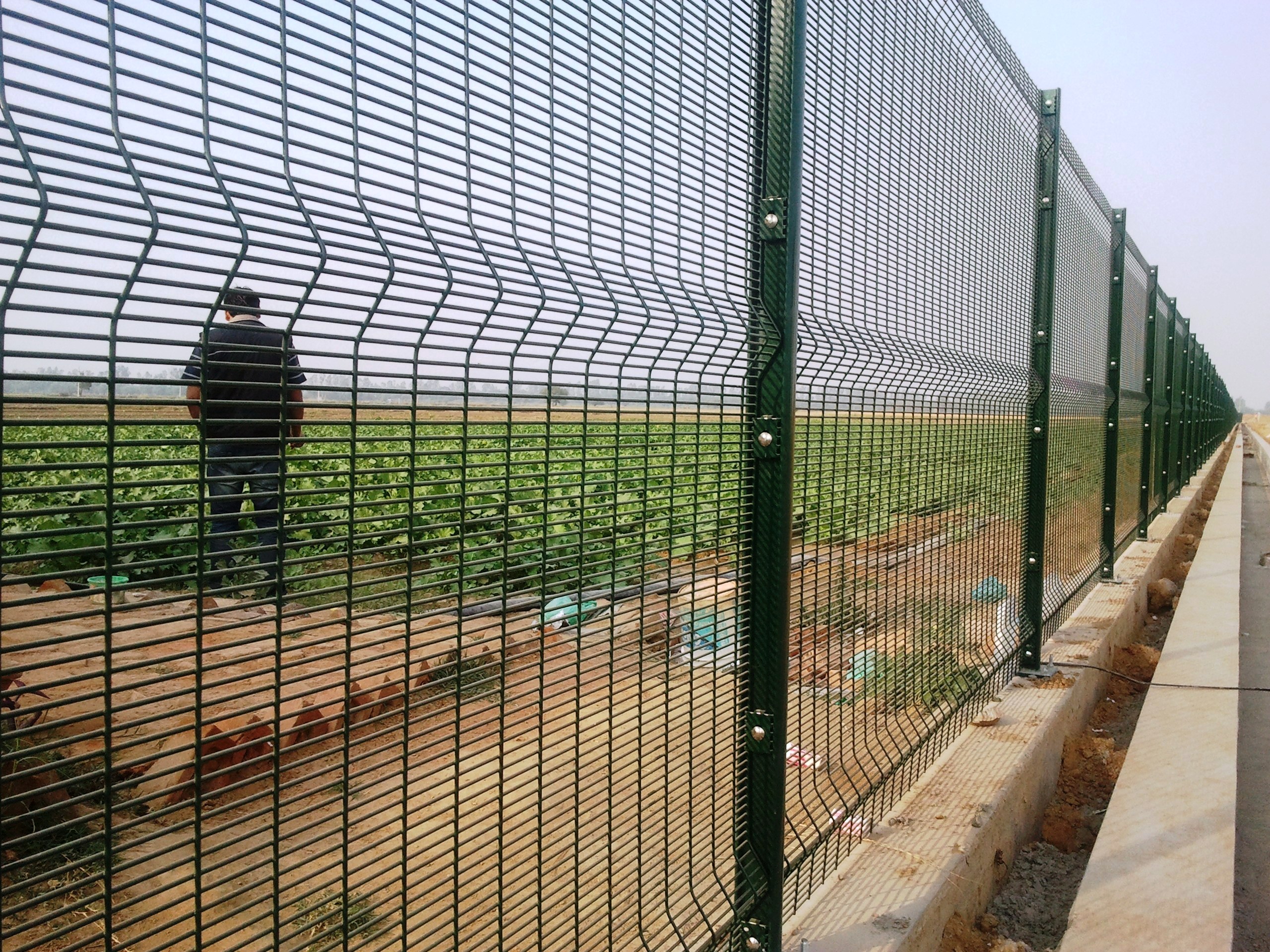 Anti Climb Weld Mesh Fencing 4 Feet
