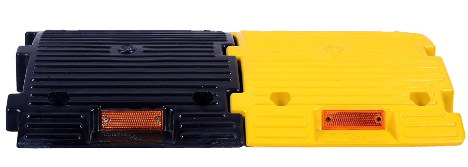KTI16024001PR50 — Rub Plast Speed Breaker Heavy Duty L 250 X W 350 X H 50 Mm